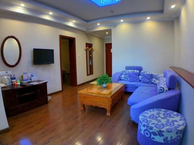 Greentree Inn Henan Kaifeng Gulou Square Express Hotel Kültér fotó