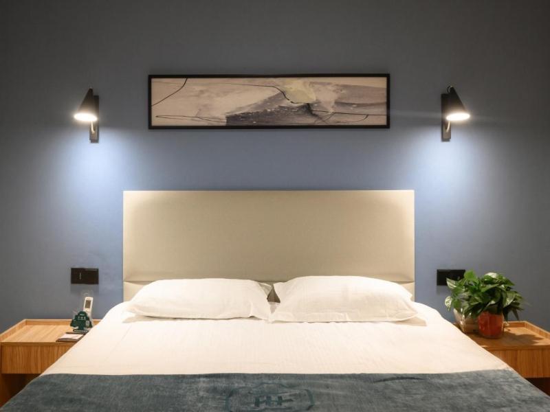 Greentree Inn Henan Kaifeng Gulou Square Express Hotel Kültér fotó